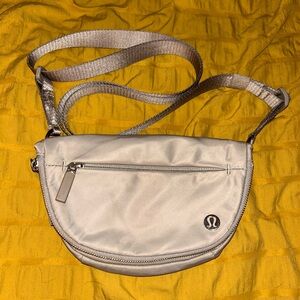 Lululemon All Night Festival Bag
Micro 2L